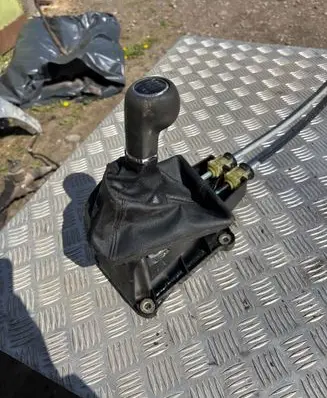 Opel Astra H Gear shifter/selector 09028010
