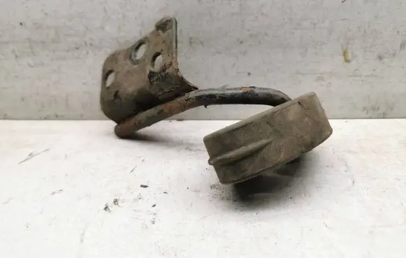 Muffler mount bracket/holder