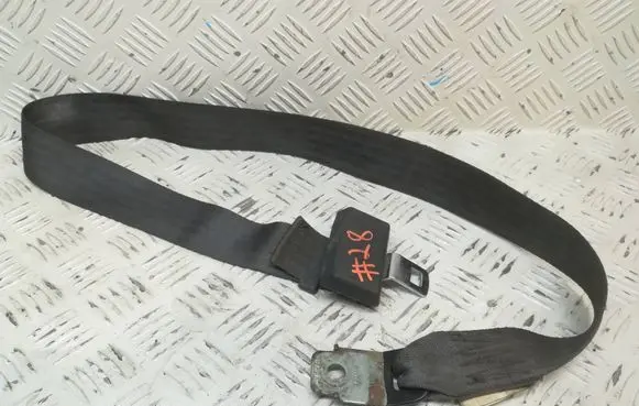 Mazda B2500 Rear seatbelt T20109T