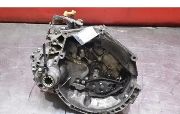 Peugeot 207 CC Manual 6 speed gearbox 20CQ65