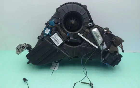 Audi Q7 4L Interior heater climate box assembly 4L0820004E 7L0819358