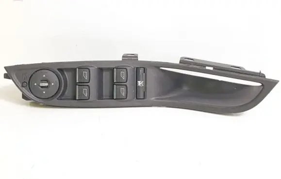Ford Focus Electric window control switch 3S010020922 AM5T14A132CA
