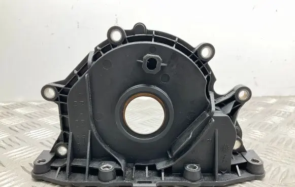 Skoda Octavia Mk3 (5E) Crankshaft Holder 04L103151
