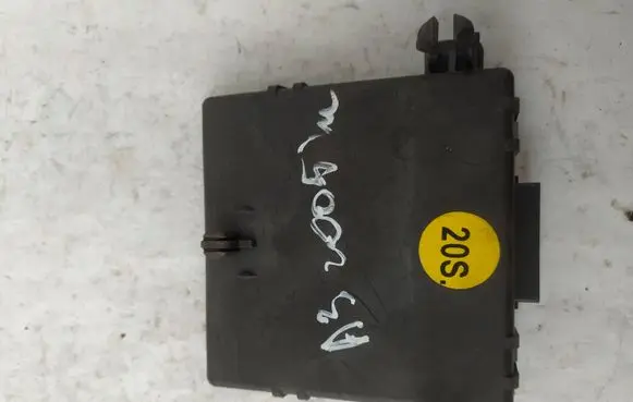 Audi A3 S3 8P Gateway control module 1K0907530B 1K0907951