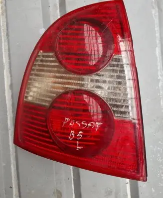 Volkswagen PASSAT B5.5 Rear/tail lights 28409014