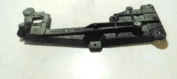 Jeep Patriot Engine mounting bracket 03G131159