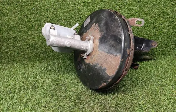Ford Mondeo Mk III Brake booster 1S712B195CD 0204021862