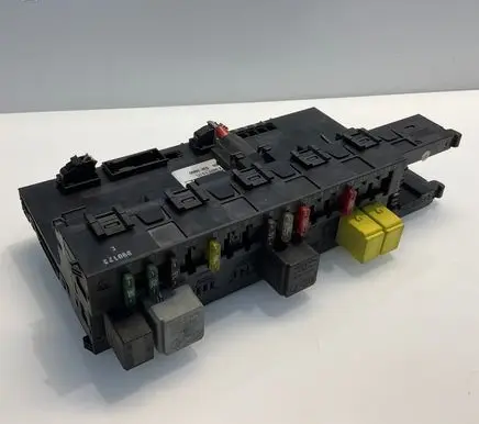 Mercedes-Benz C W203 SAM control unit 0025457801 5DK00797400 A0025457801
