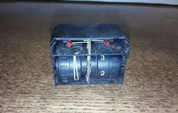 Volkswagen Touran I Headlight level height control switch 1T0941333