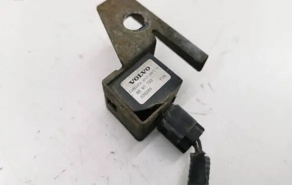 Volvo S80 Airbag deployment crash/impact sensor 8691733 03W265