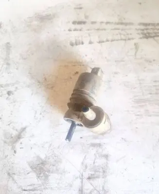 Skoda Octavia Mk1 (1U) Headlight washer pump 