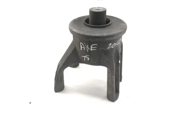 Volkswagen Multivan T5 Engine mount bracket 7H0199849