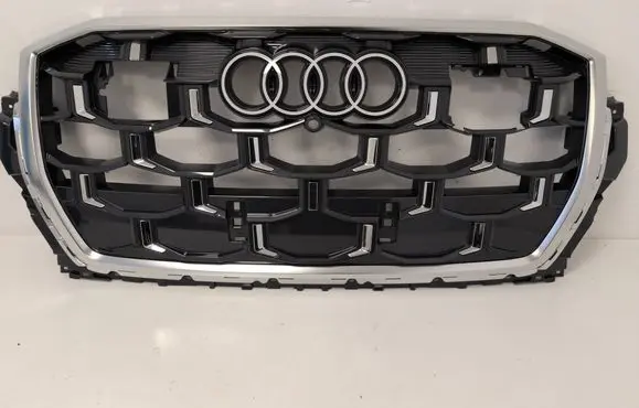 Audi Q7 4M Front bumper upper radiator grill 4M0853651BD 4M0853651BM