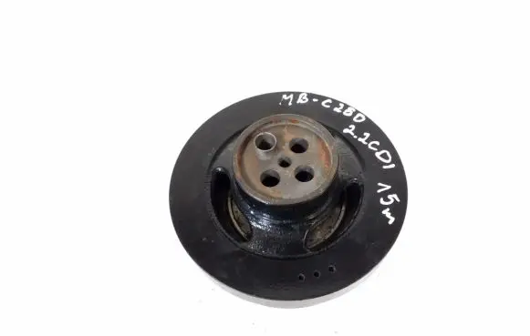 Mercedes-Benz C W205 Crankshaft pulley A6510351912 A6510351012 A6510351712