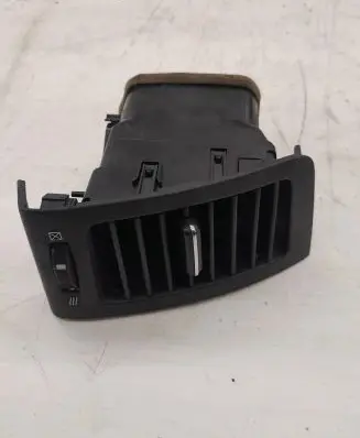 Toyota Corolla Verso E121 Dashboard side air vent grill/cover trim 155643
