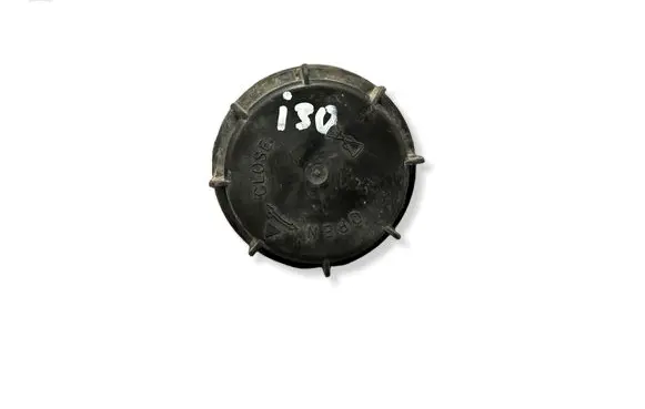 Hyundai i30 Headlight/headlamp dust cover 16671000