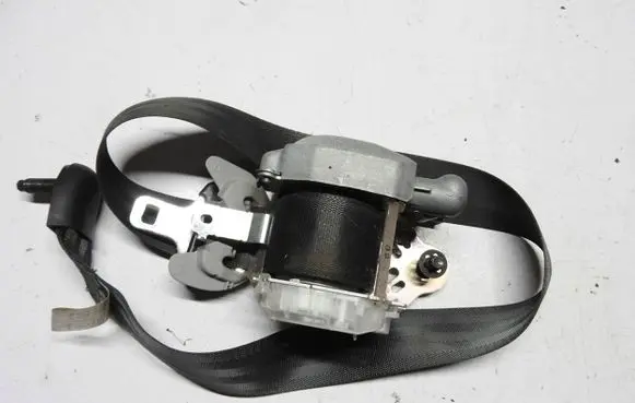 Hyundai i30 Front seatbelt 888202R900