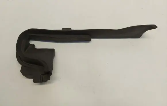 Porsche Macan (95B) Fender foam support/seal 95B823732A