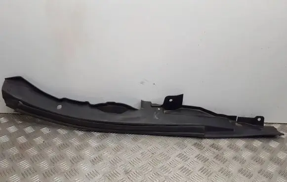 Infiniti Q70 Y51 Fender end trim 658211MA0A