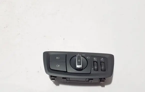 BMW X2 F39 Light switch 6847525