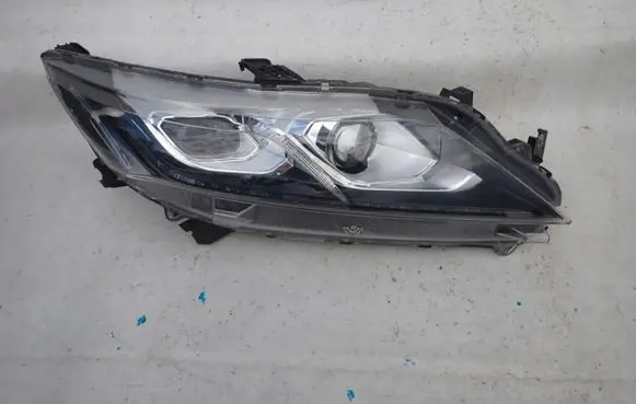 Mitsubishi Eclipse Cross Headlight/headlamp