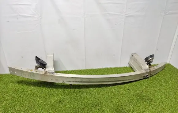 Mercedes-Benz E W212 Front bumper support beam A2126201500 A2126200995 A0065428020