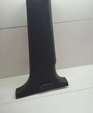 (B) pillar trim (bottom)