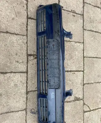 Volkswagen Golf IV Front bumper
