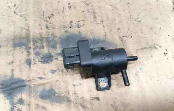 Renault Laguna II Turbo solenoid valve 7700113709