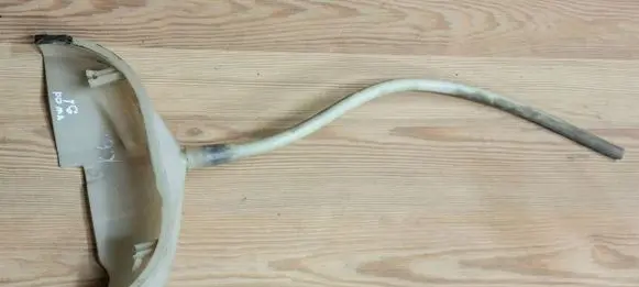 Volkswagen Caddy Water drain line hose 7H0843354
