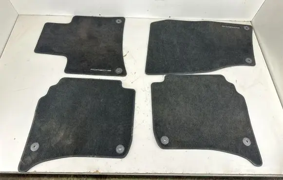 Porsche Cayenne (92A) Car floor mat set 3C0864523
