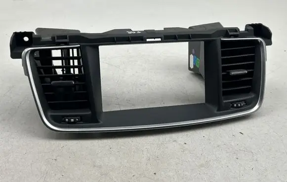 Dash center air vent grill