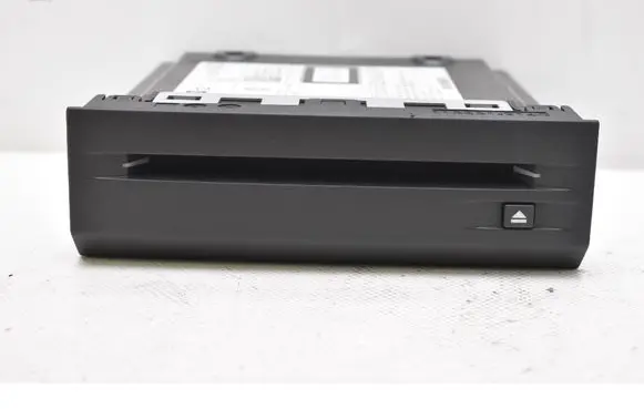 Radio/CD/DVD/GPS head unit