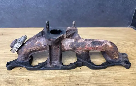 Opel Vivaro Exhaust manifold 091430