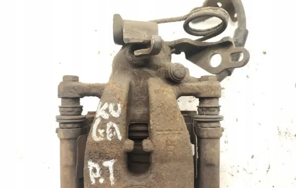 Ford Kuga I Rear brake caliper