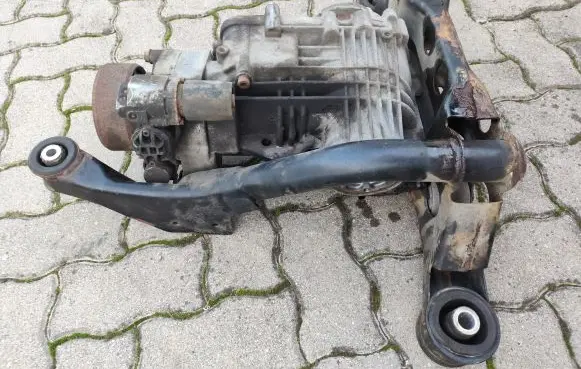 Volkswagen Multivan T5 Rear differential 09N525010 ZSB09N525010
