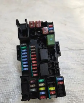 Opel Mokka Fuse box set 1306201445
