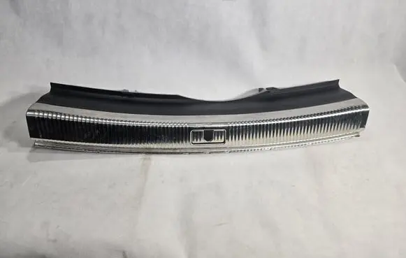 Audi A5 8T 8F Trunk/boot sill cover protection 8T8864513