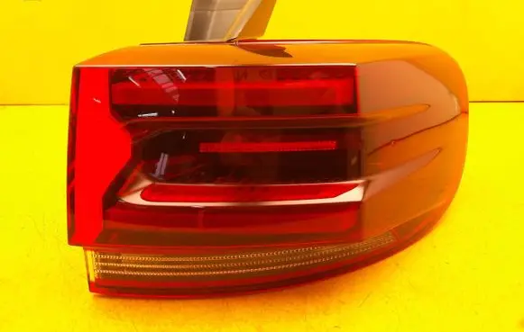 Citroen C5 Aircross Rear/tail lights 9845247280