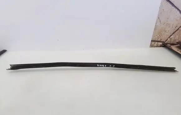 Renault Kangoo I Front door glass trim molding
