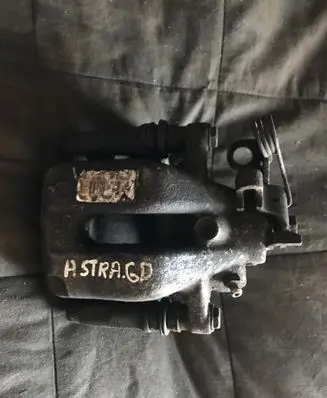 Opel Astra H Rear brake caliper