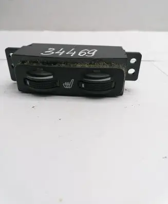 Toyota Avensis T250 Seat heating switch 453417