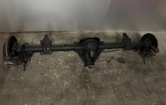 Iveco Daily 6th gen Rear axle beam with reductor 46393053 7186886