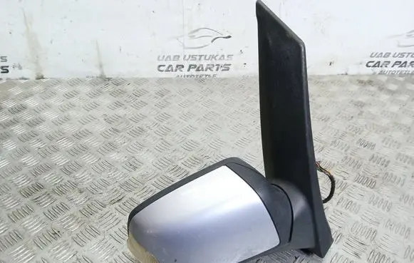 Ford Focus C-MAX Front door electric wing mirror 
