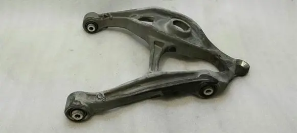 Mercedes-Benz ML AMG W164 Rear upper control arm/wishbone A1643500606