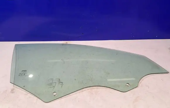 Volvo XC60 Front door window glass four-door 32244871 31424753