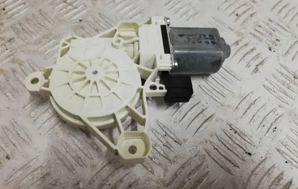 Audi A6 S6 C8 4K Rear door window regulator motor 4K0959812 C28132102 2104402400