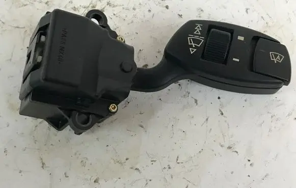 BMW 5 E60 E61 Wiper switch 6924106 6960616 01206100