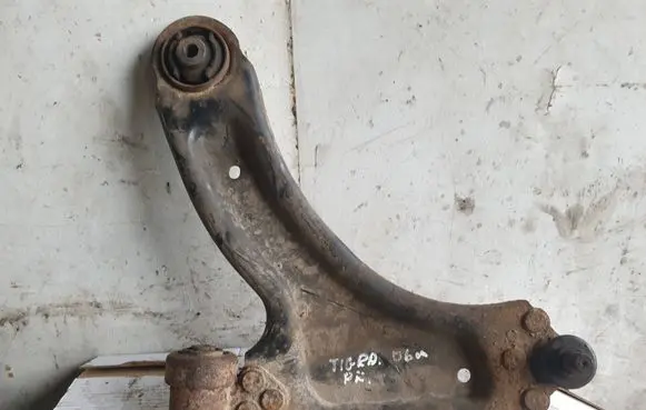 Opel Tigra B Front lower control arm/wishbone