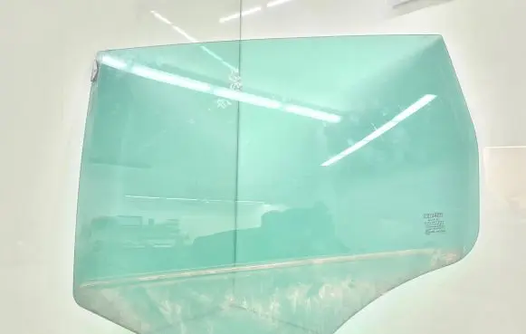 Fiat Croma Rear door window glass AS3